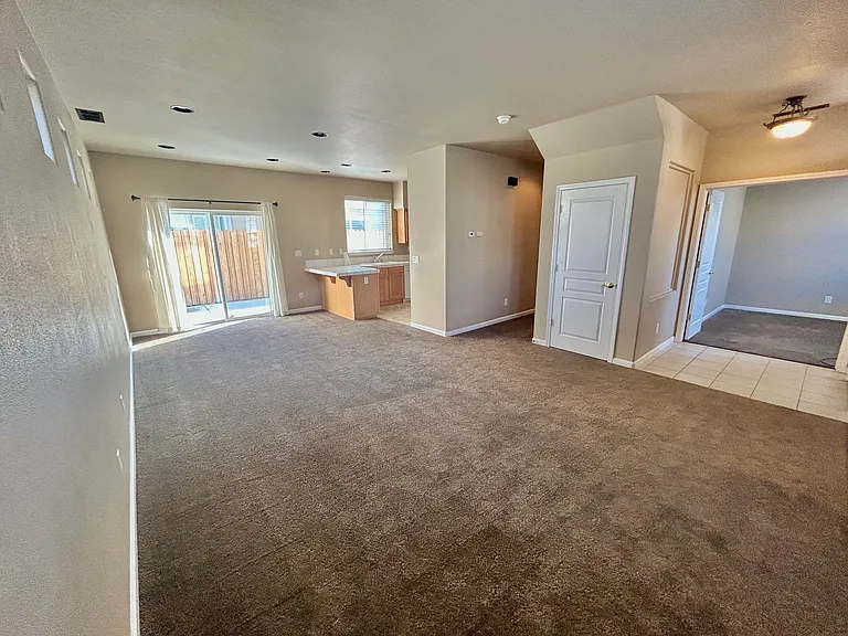1679 W Minden Village Loop — Photo 2