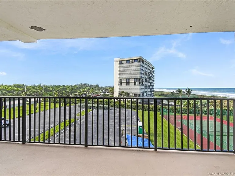 10044 S Ocean Dr #401 — Photo 29