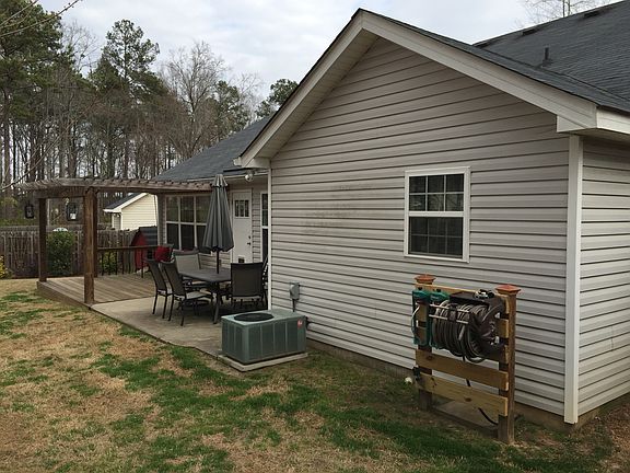 5th image of 537 Cranberry Cir