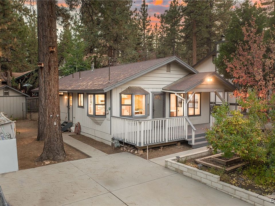 1st image of 2028 Manzanita Ln