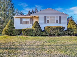 1311 Mount Cobb Rd, Jefferson Township, PA 18436