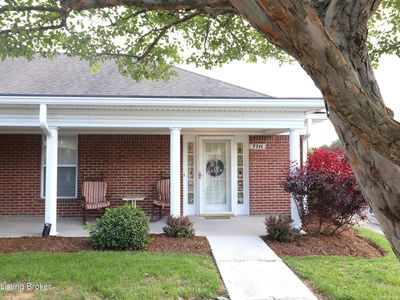 7711 Stovall Pl, Louisville, KY, 40228