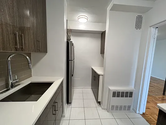 Rented by Oxford Property Group | media 3