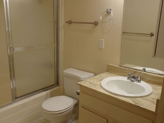 5th image of 3780 Haines St APT 5
