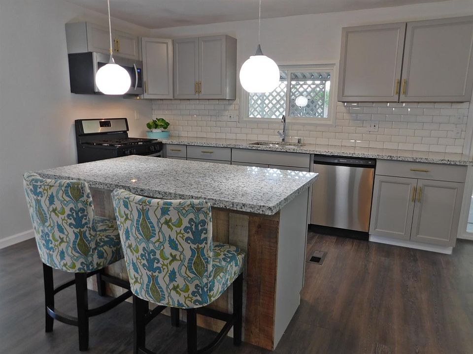 2nd image of 5856 Eureka Ln #87