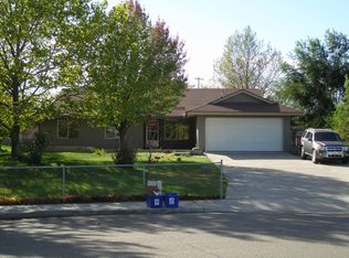 1227 W 19th Pl, Kennewick, WA 99337