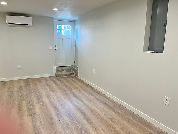 3rd image of 4126 13th Ave S