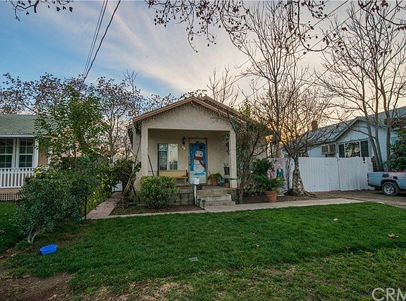 4th image of 1466 Elm Ave