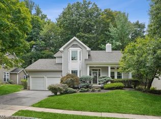 54 Huntington Rd, Basking Ridge, NJ 07920