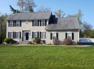 3 Andersen Ln, Montville, CT 06370