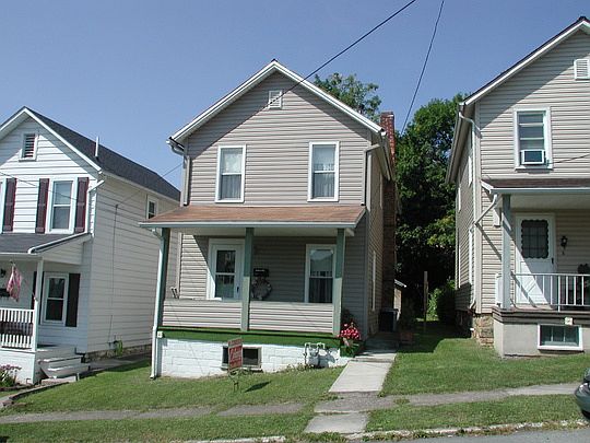 2nd image of 413 Lindsay St