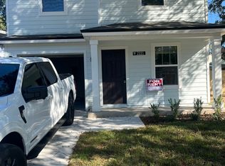 2221 College Cir S, Jacksonville, FL 32209