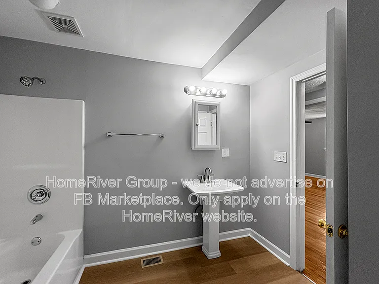 108 Beech St — Photo 8