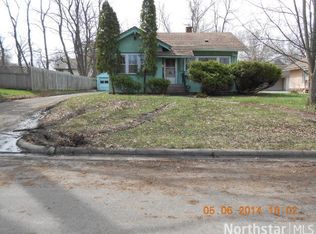 2706 9th Ave E, North Saint Paul, MN 55109