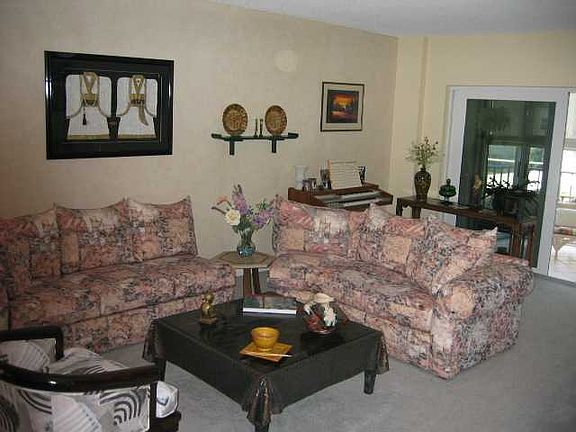 5th image of 200 Macfarlane Dr #N-303