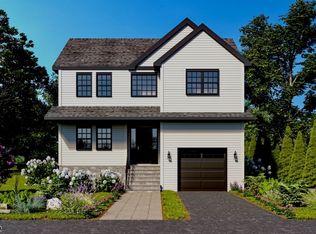 127 W End Ave, Hopatcong, NJ 07843