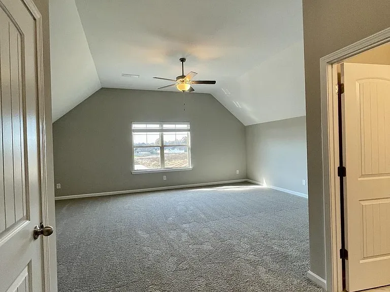 upstairs bonus room