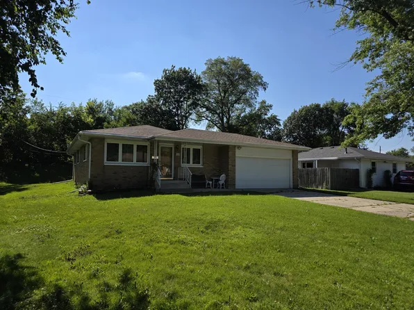 1019 Harmony Dr, Montgomery, IL 60538