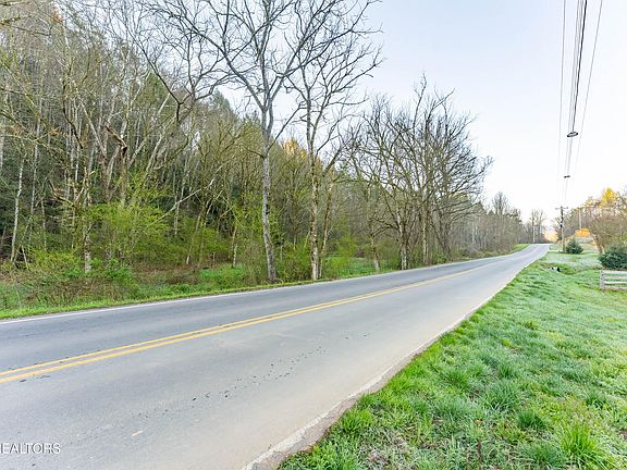 5th image of Bogard Rd