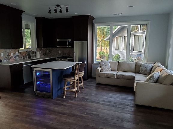 ADU LR/Kitchen