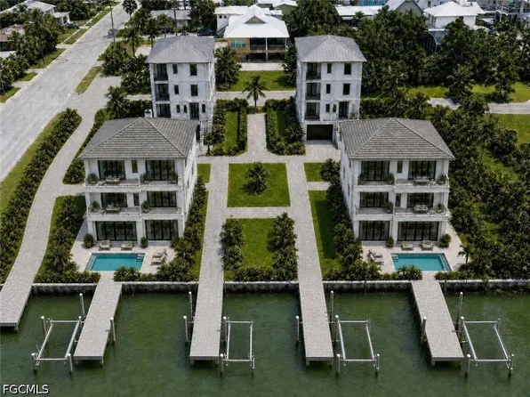 175 Bahia Via, Fort Myers Beach, FL 33931