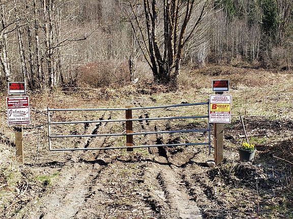 4th image of 0 Concrete Sauk Valley Road