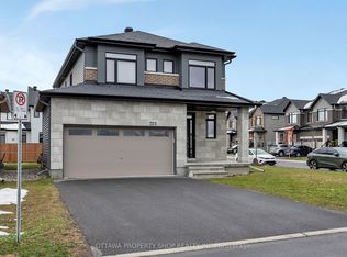 725 Odyssey Way, Ottawa, ON K1T 0V9