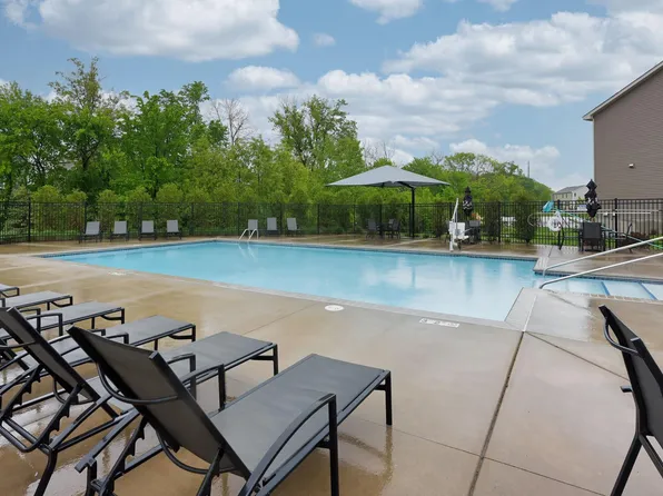 10800 Orchid Ln N, Maple Grove, MN 55369