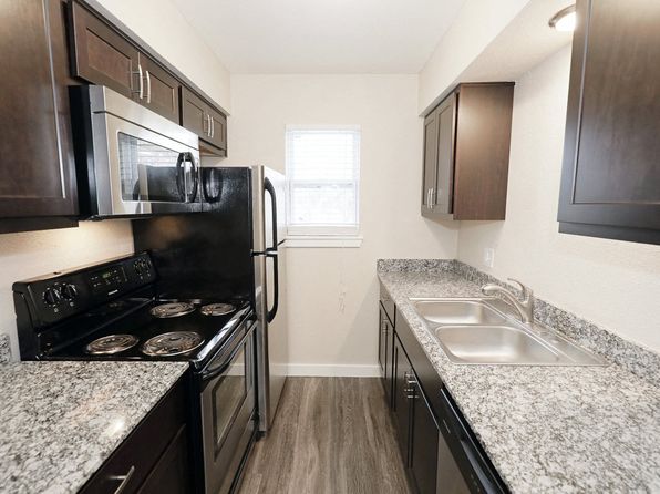 930 S Boulevard B9 #108