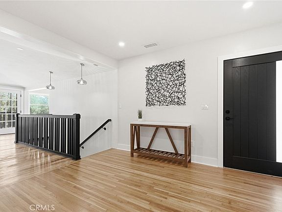 5th image of 3161 Shue Pl
