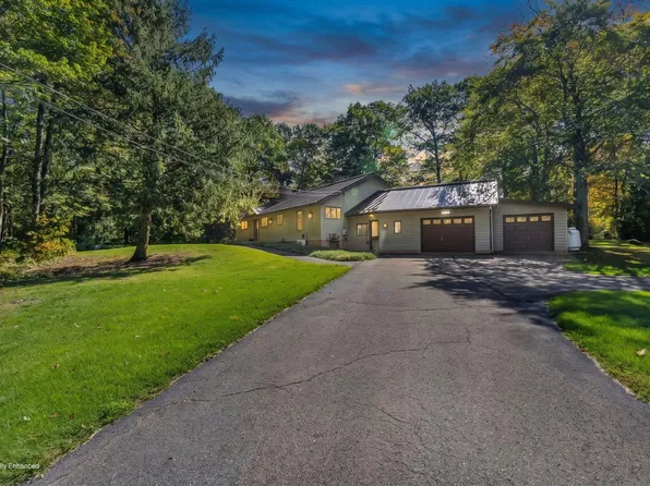 49 Mayland Street, Oakland, ME 04963