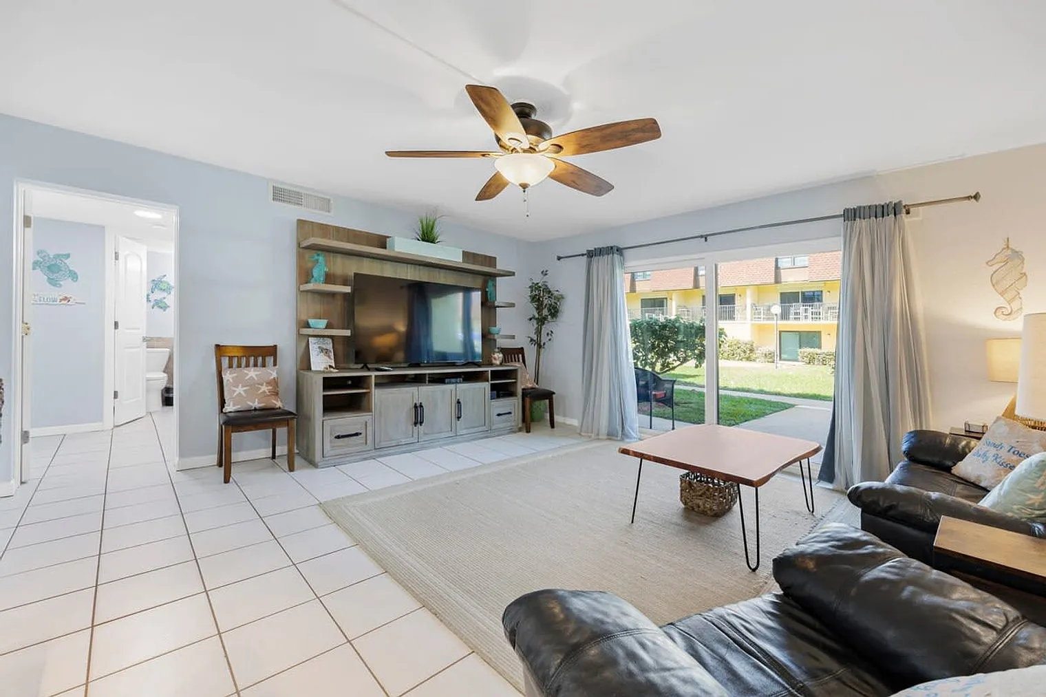 2 bed, 2.0 bath, $3,806 — Photo 1