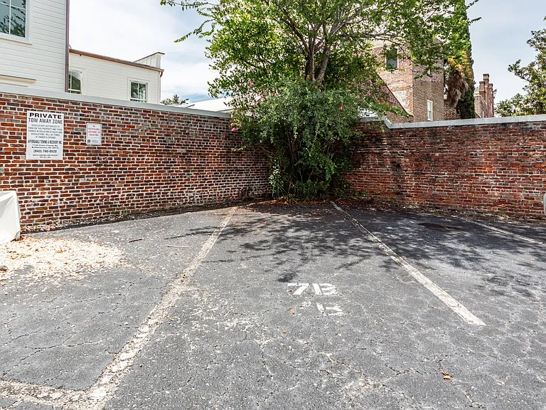 259 E Bay St #7B — Photo 21
