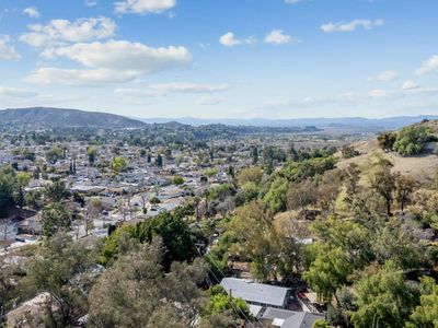 7845 Denivelle Rd, Sunland, CA, 91040