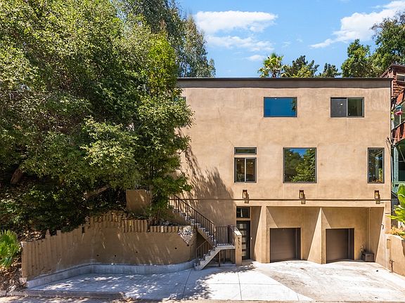 2nd image of 8551 Wonderland Ave #1