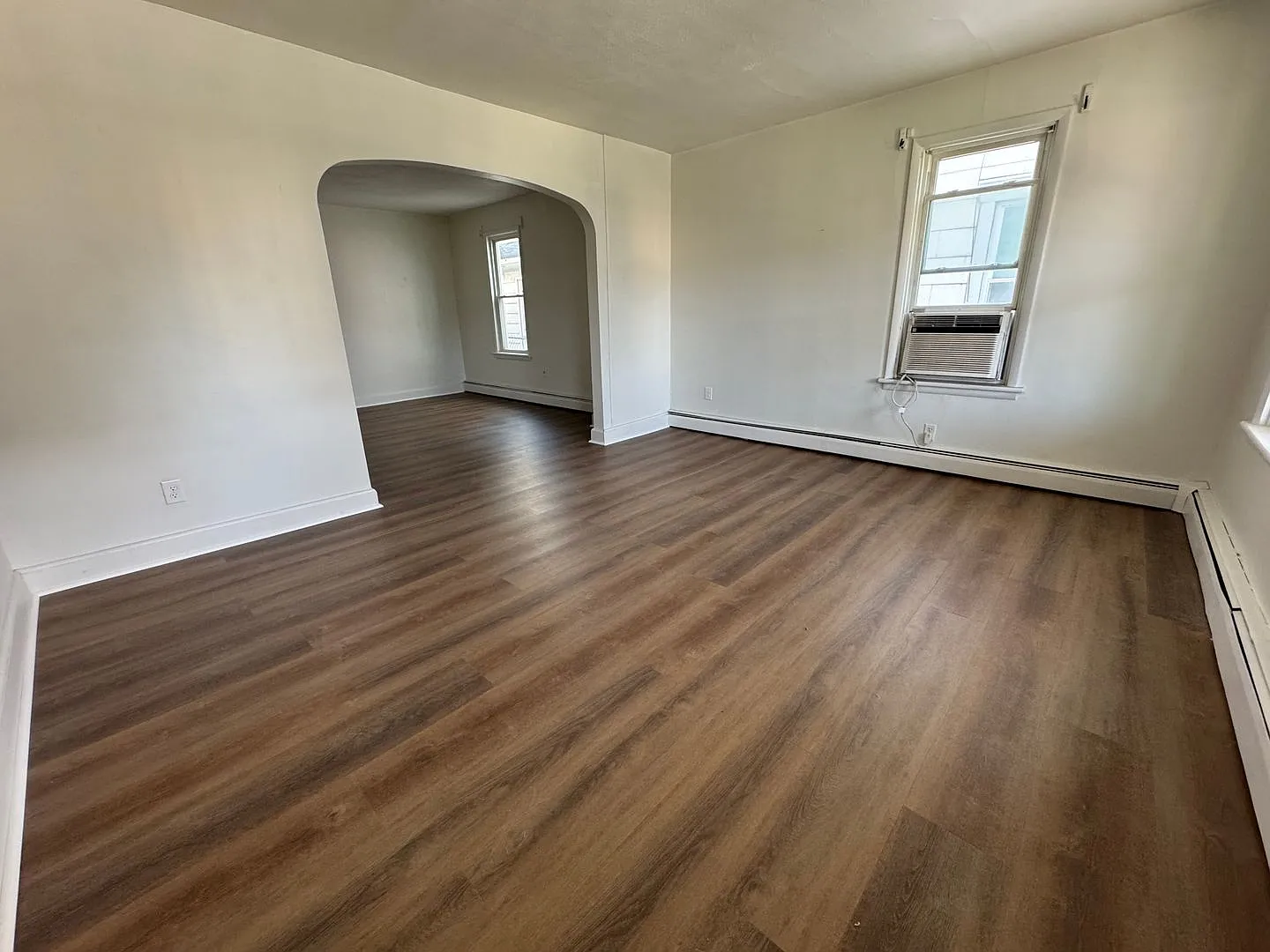 Four Bedroom Twin- Northampton Schools — Photo 2