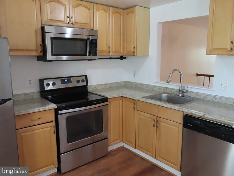 12137 Skip Jack Dr — Photo 5
