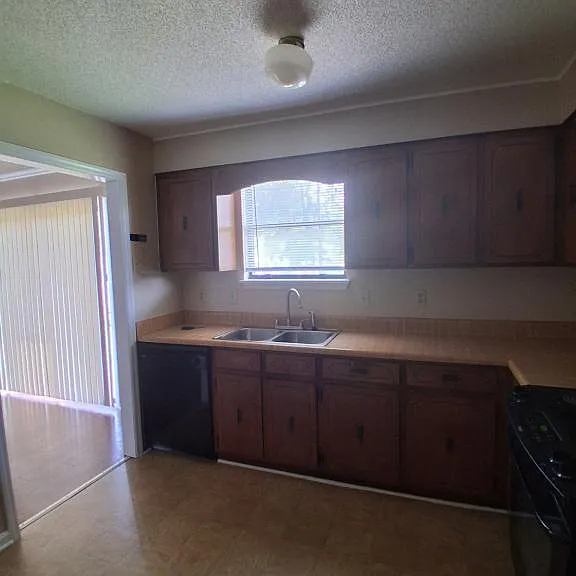 3999 Pleasant Home Rd — Photo 7