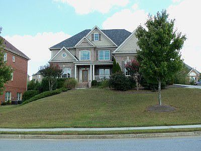 2nd image of 383 Grassmeade Way