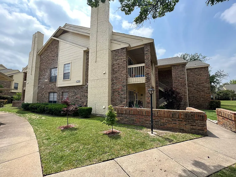 3140 Devonshire Dr #236H — Photo 35