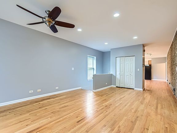 3rd image of 4734 S Saint Lawrence Ave APT 1S