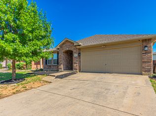 4528 Hounds Tail Ln, Fort Worth, TX 76244