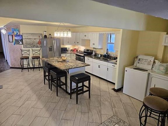 4th image of 2249 Blue Ridge Blvd