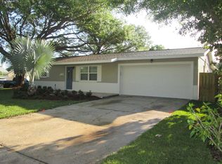 7589 20th St N, Saint Petersburg, FL 33702
