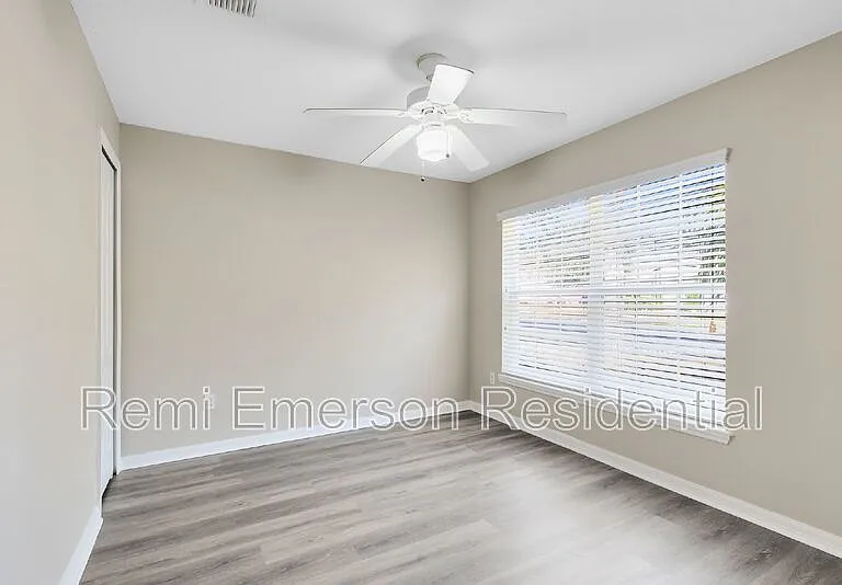 139 Ridgebrook Ct — Photo 16