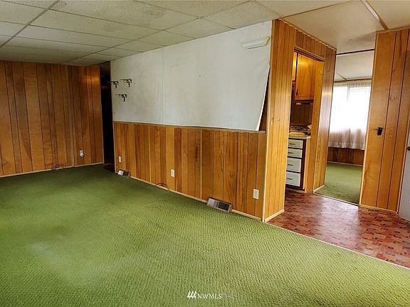 3rd image of 20708 92nd St E