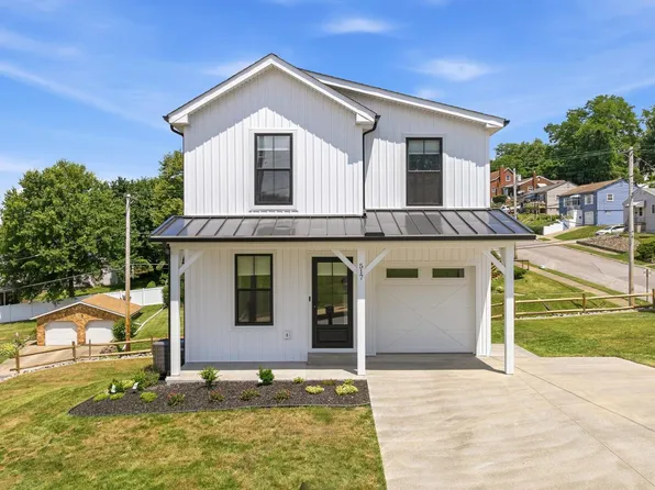 521 Harmony Rd, Baden, PA 15005