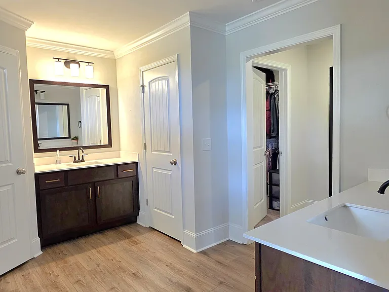 121 Horace Ct — Photo 10