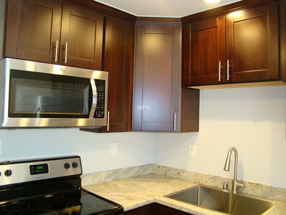 3rd image of 665 Johanna Ave APT 4
