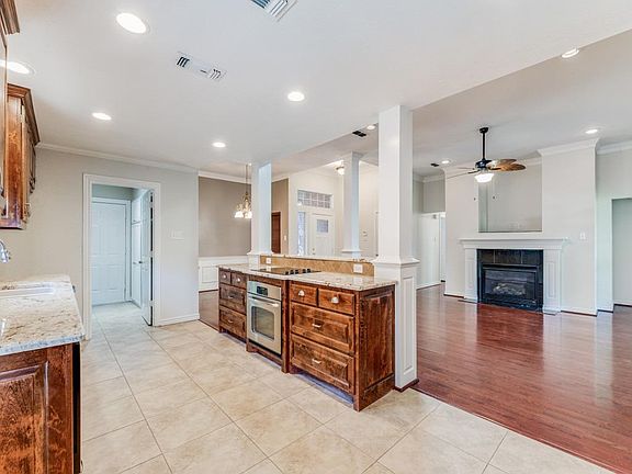 5th image of 6984 Allen Place Dr